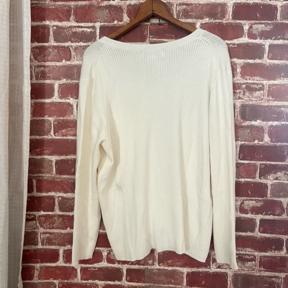 Linda Lucia Woman  Button-Up Sweater - Picture 6 of 6
